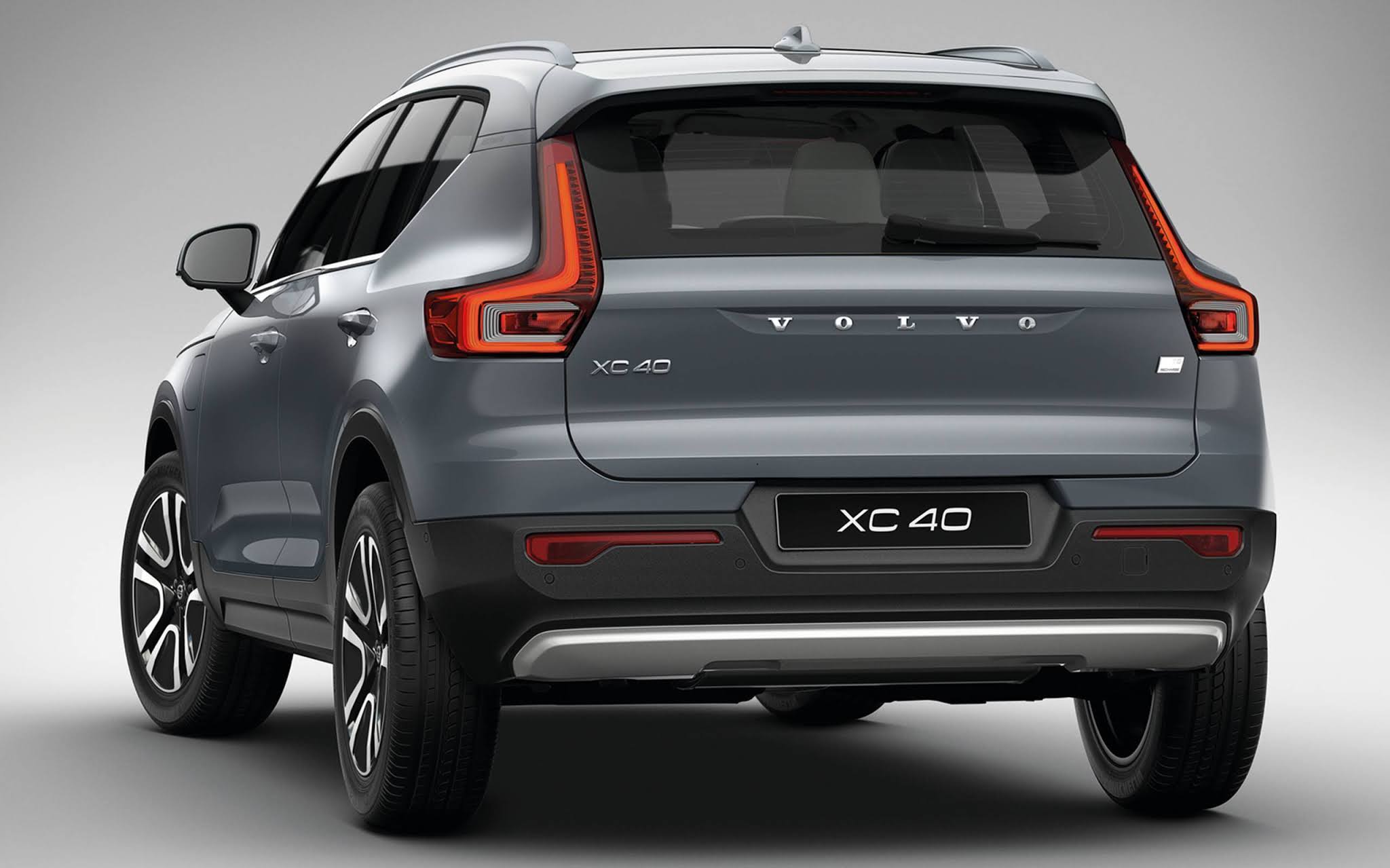 Volvo xc40 hybrid 2021 deals